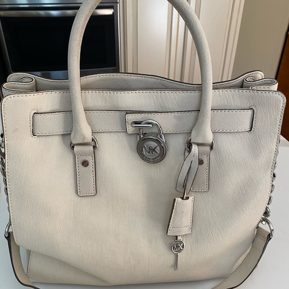 Michael Kors Hamilton Vanilla LG tote - Picture 2 of 7